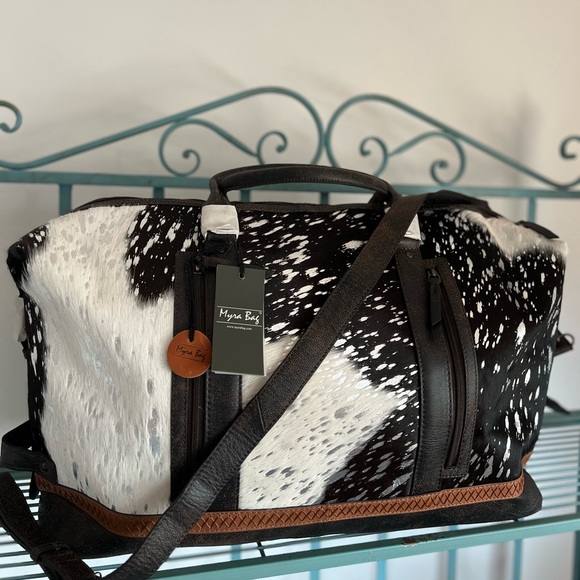 Stunning Acid Silver Cowhide Genuine Leather Womens Duffle Duffel XL Travel Bag - Picture 14 of 16